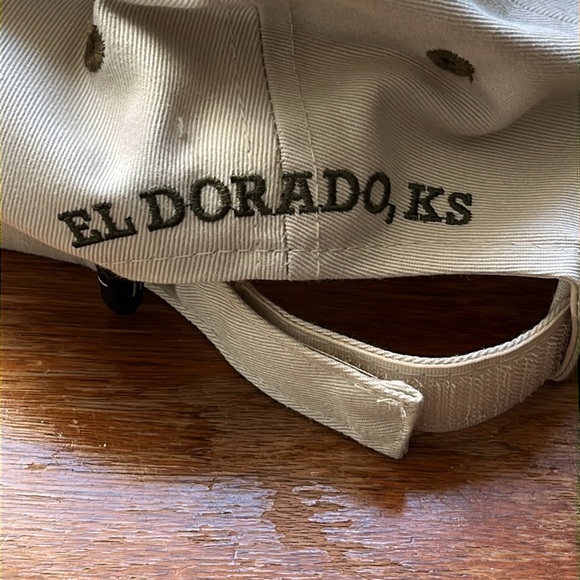 Town Talk Prairie Trails Country Club tan and green Velcro strap one size hat - Picture 4 of 7